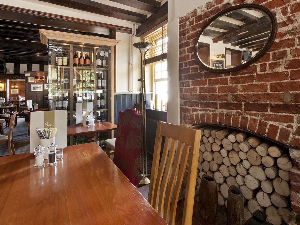 The Fox By Greene King Inns Bury St. Edmunds Exterior foto